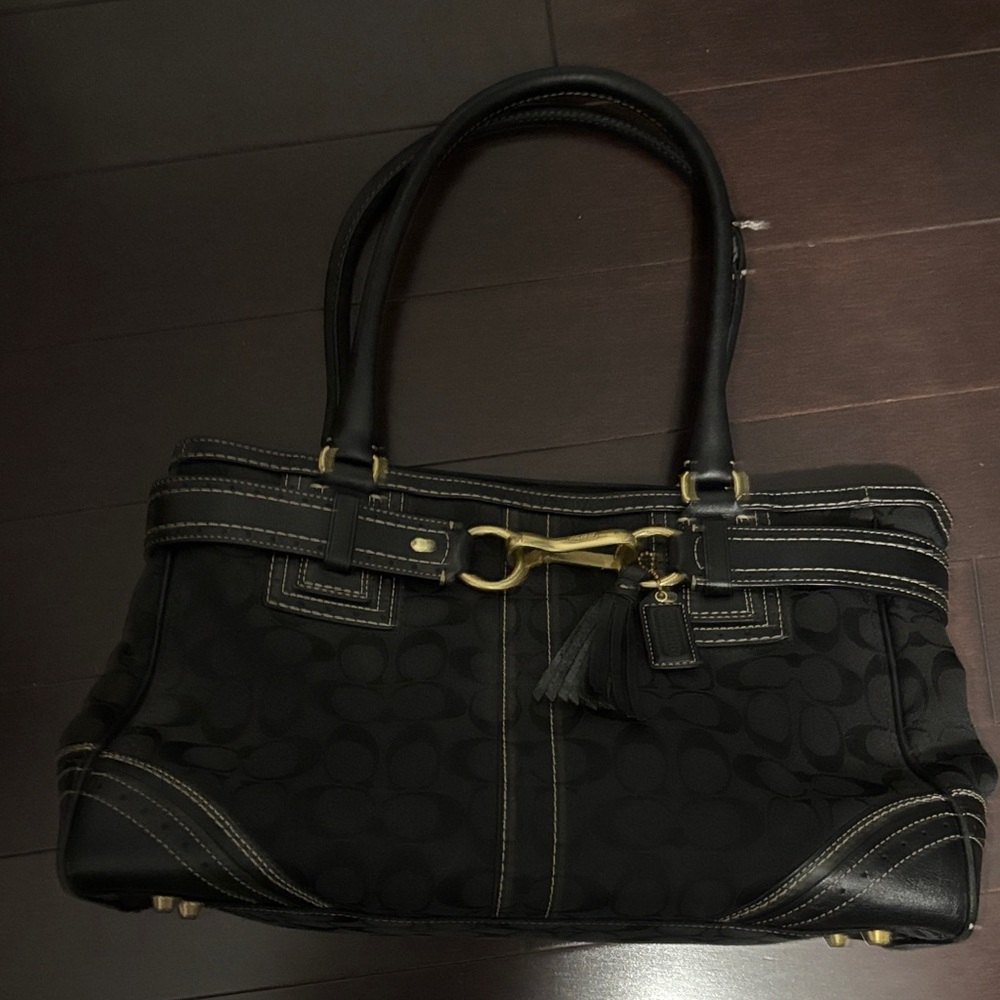 Vintage Black Chelsea Signature coach Women's Bag